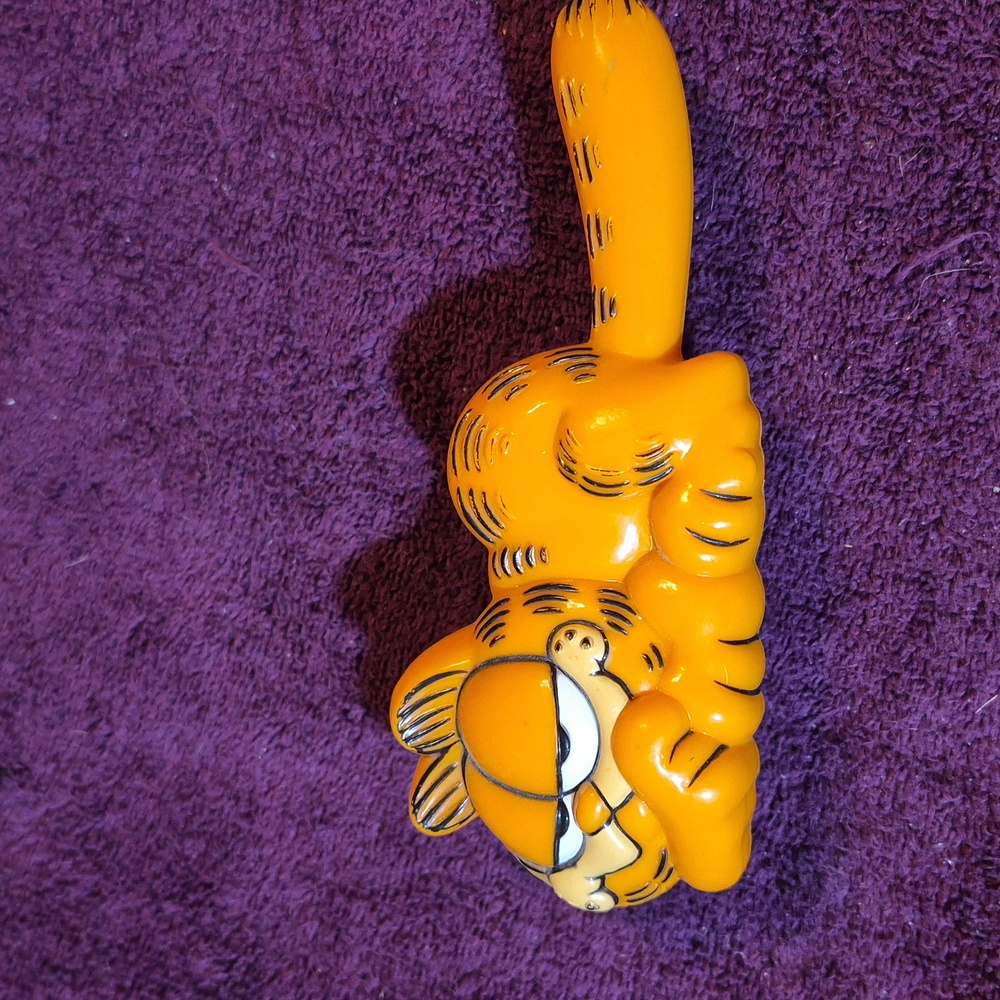 Orange Garfield Kids Comb and Brush Set 1978 Collectors Item - Picture 2 of 9